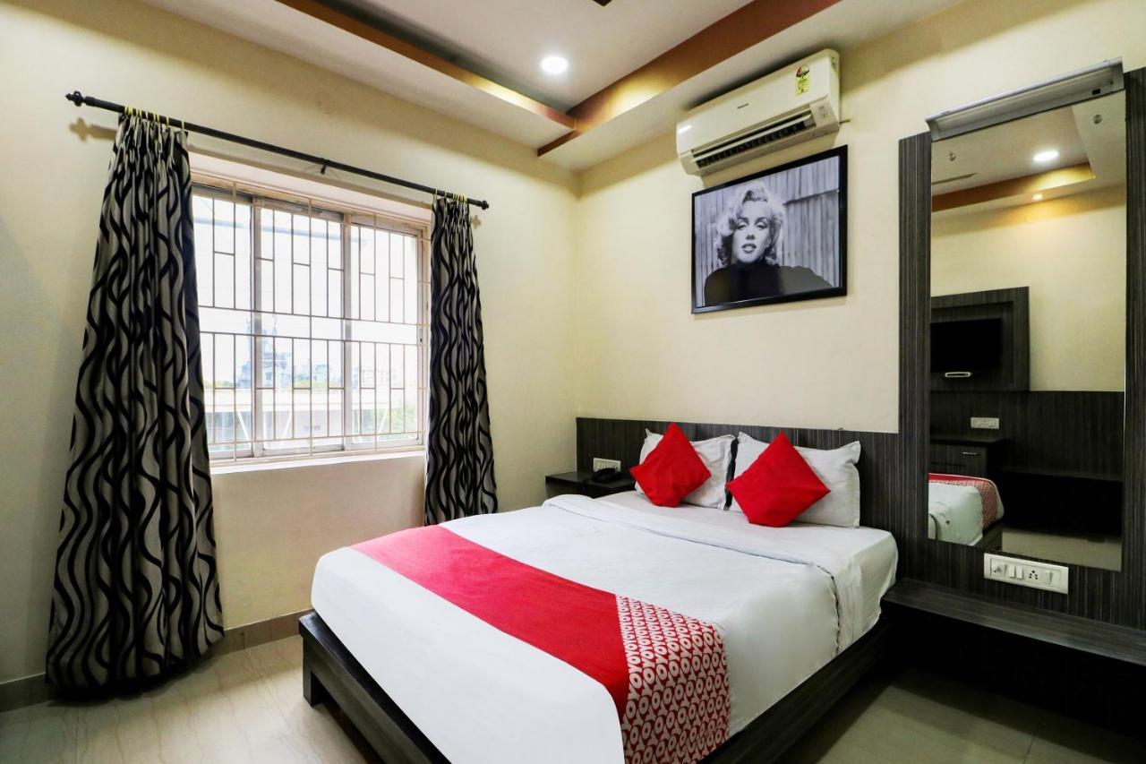Oyo Flagship 1805 Hotel Star Delight Panchuria Luaran gambar