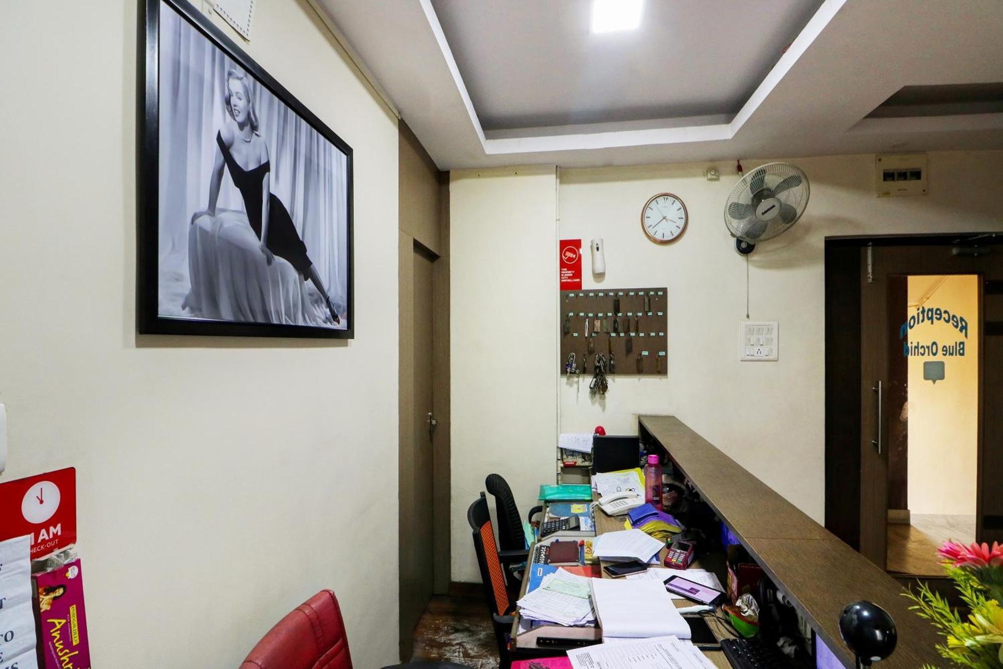 Oyo Flagship 1805 Hotel Star Delight Panchuria Luaran gambar