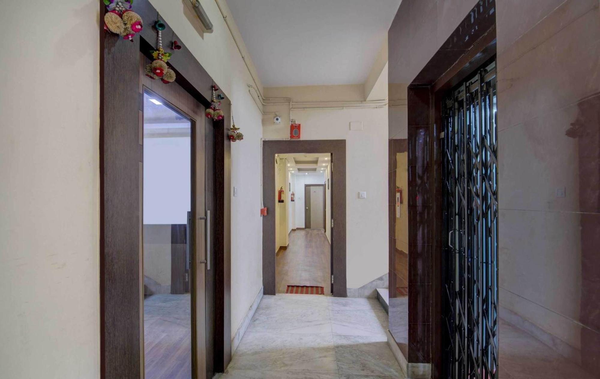 Oyo Flagship 1805 Hotel Star Delight Panchuria Luaran gambar
