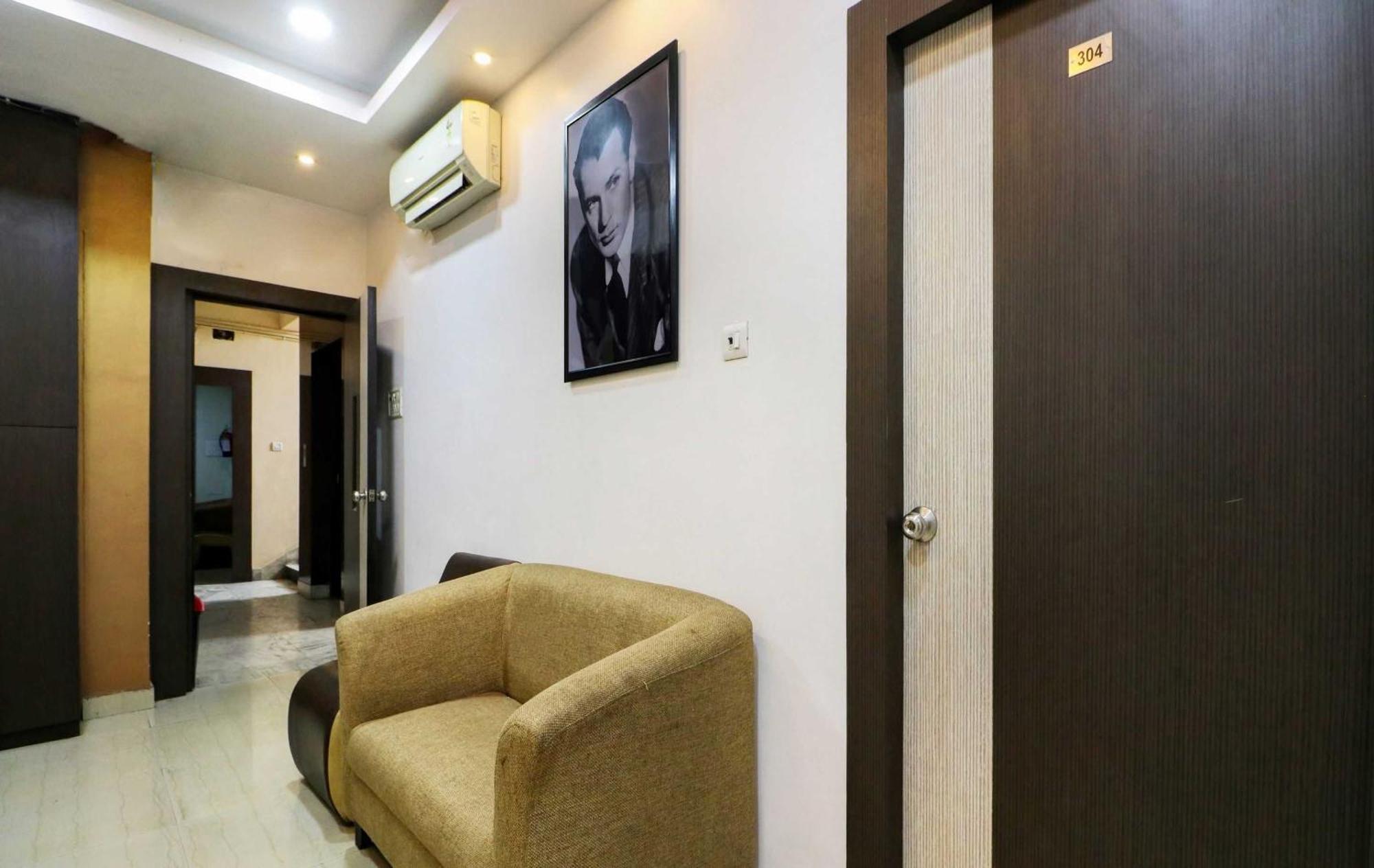 Oyo Flagship 1805 Hotel Star Delight Panchuria Luaran gambar