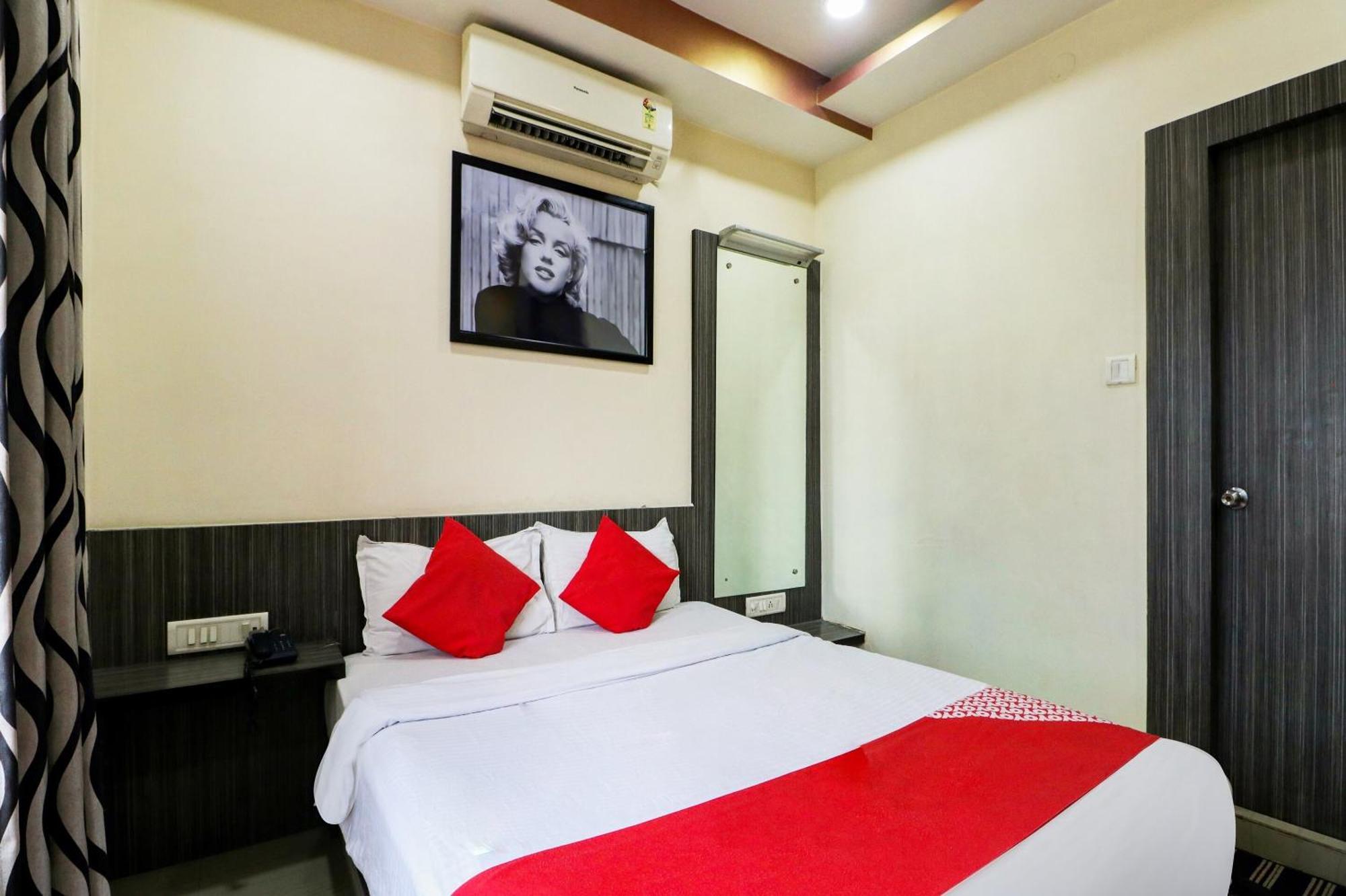 Oyo Flagship 1805 Hotel Star Delight Panchuria Luaran gambar