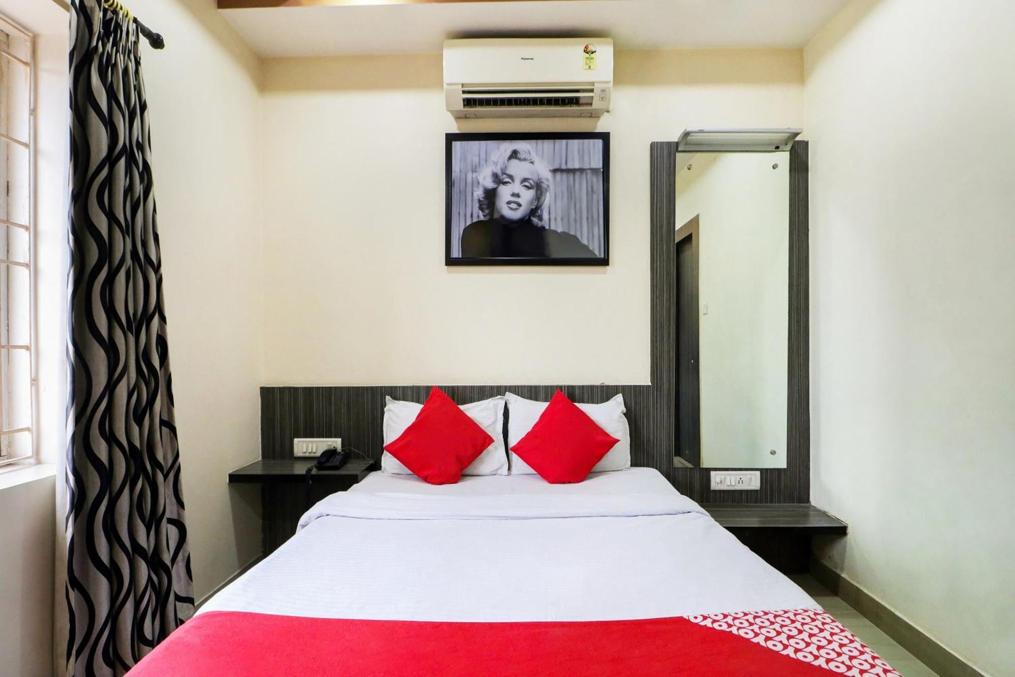 Oyo Flagship 1805 Hotel Star Delight Panchuria Luaran gambar
