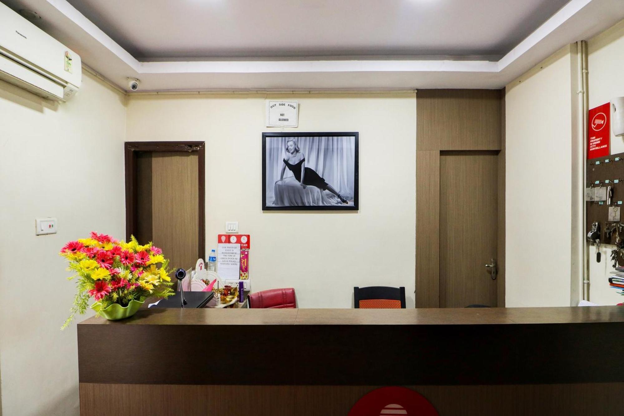 Oyo Flagship 1805 Hotel Star Delight Panchuria Luaran gambar
