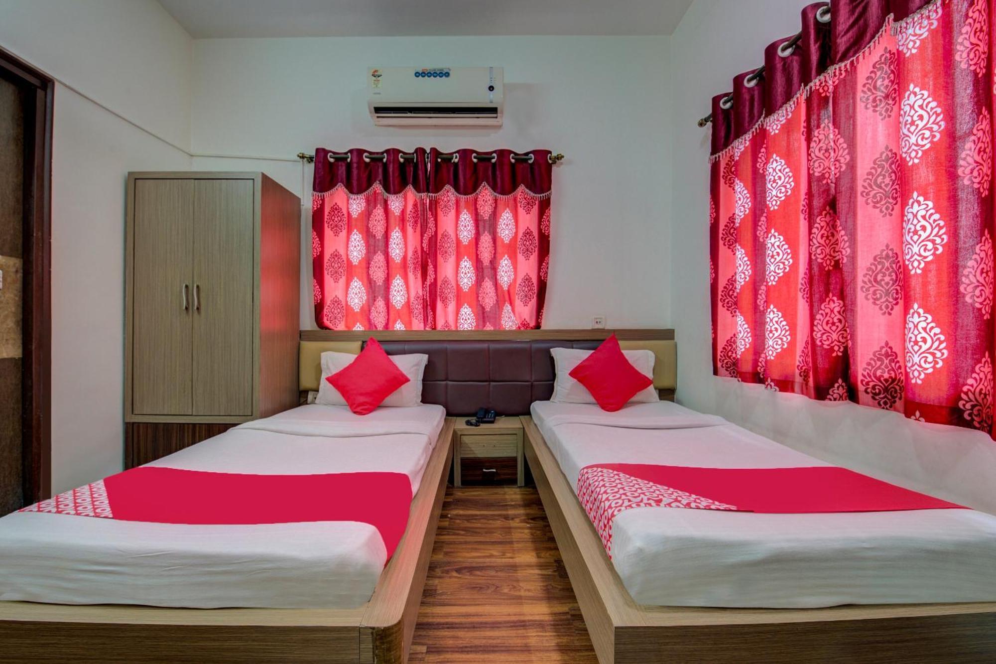 Oyo Flagship 1805 Hotel Star Delight Panchuria Luaran gambar